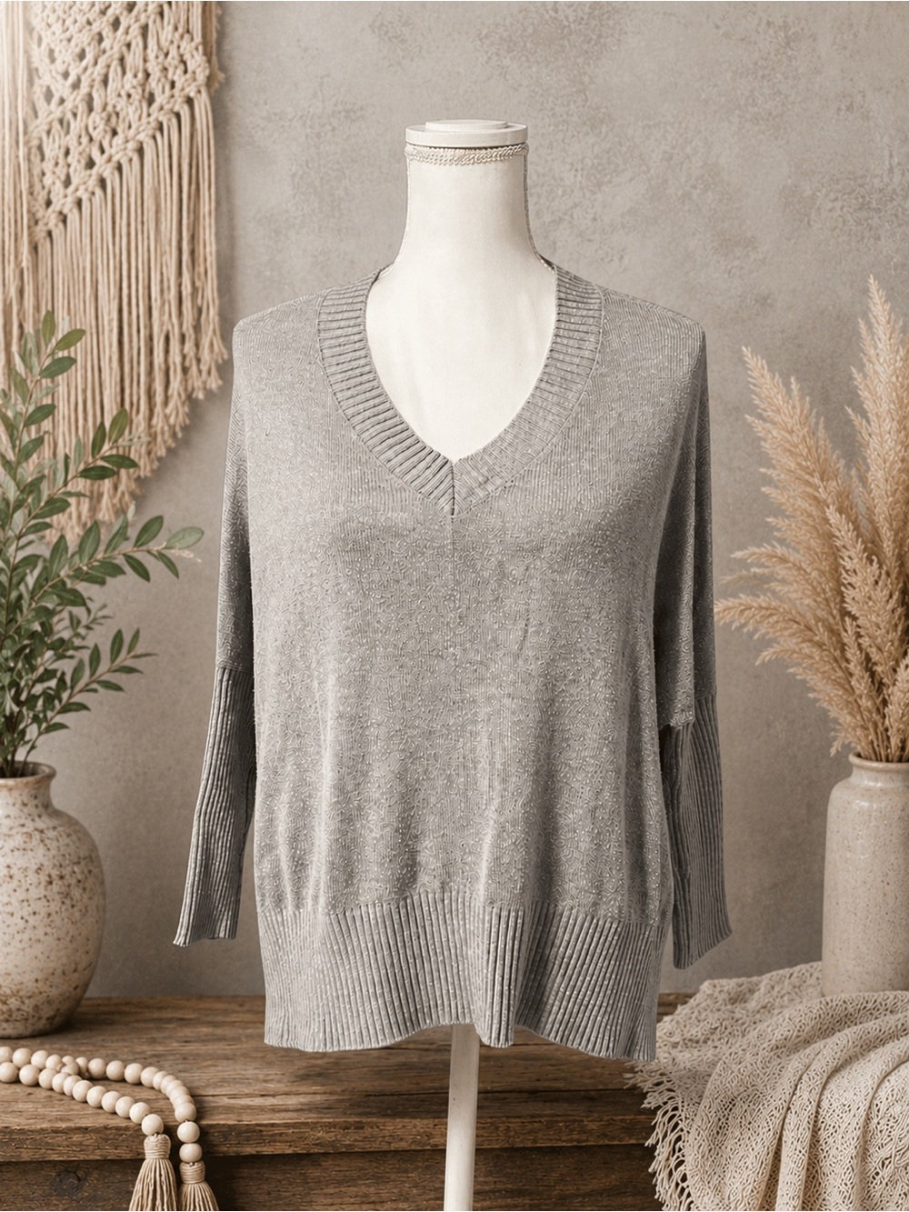 Chic Women's V-Neck Sweater in Light Gray
